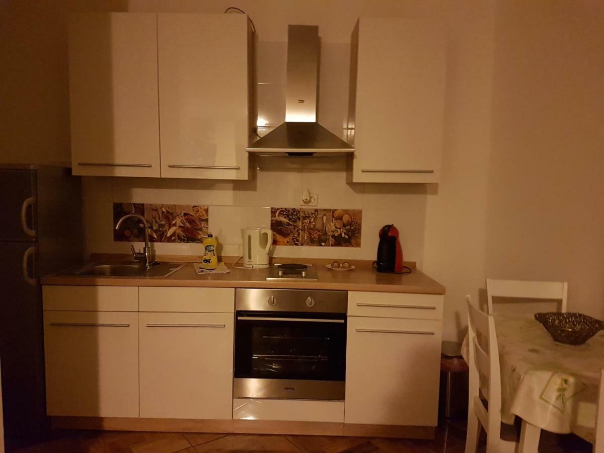 Studio Apartman Via Šibenik Eksteriør bilde